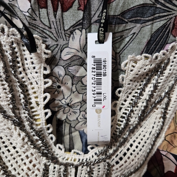 Coco + Carmen Floral Beaded V-Neck Dress W/Sleeve Ties NWT - Picture 3 of 8